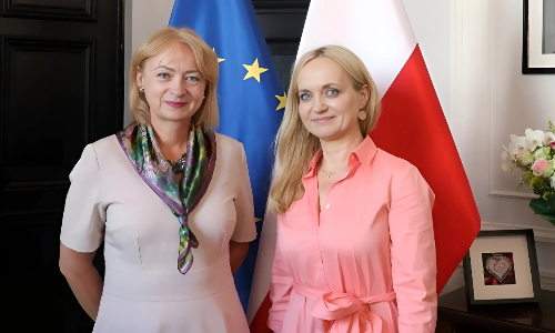 W Ministerstwie Zdrowia odbyło się dziś spotkanie Minister Zdrowia dr Jolanty Sobierańskiej-Grendy z Prezes Krajowej Rady Diagnostów Laboratoryjnych dr n. med. Moniką Pintal-Ślimak.